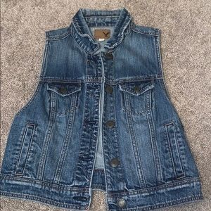 tank top jean jacket